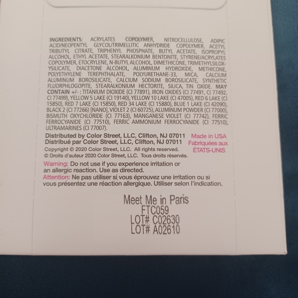 Color Street Nail Polish Strips - Meet Me in Paris - French Manicure - Picture 2 of 2